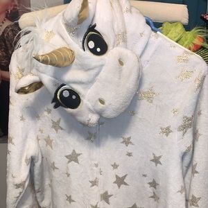 Unicorn onesie 🦄
